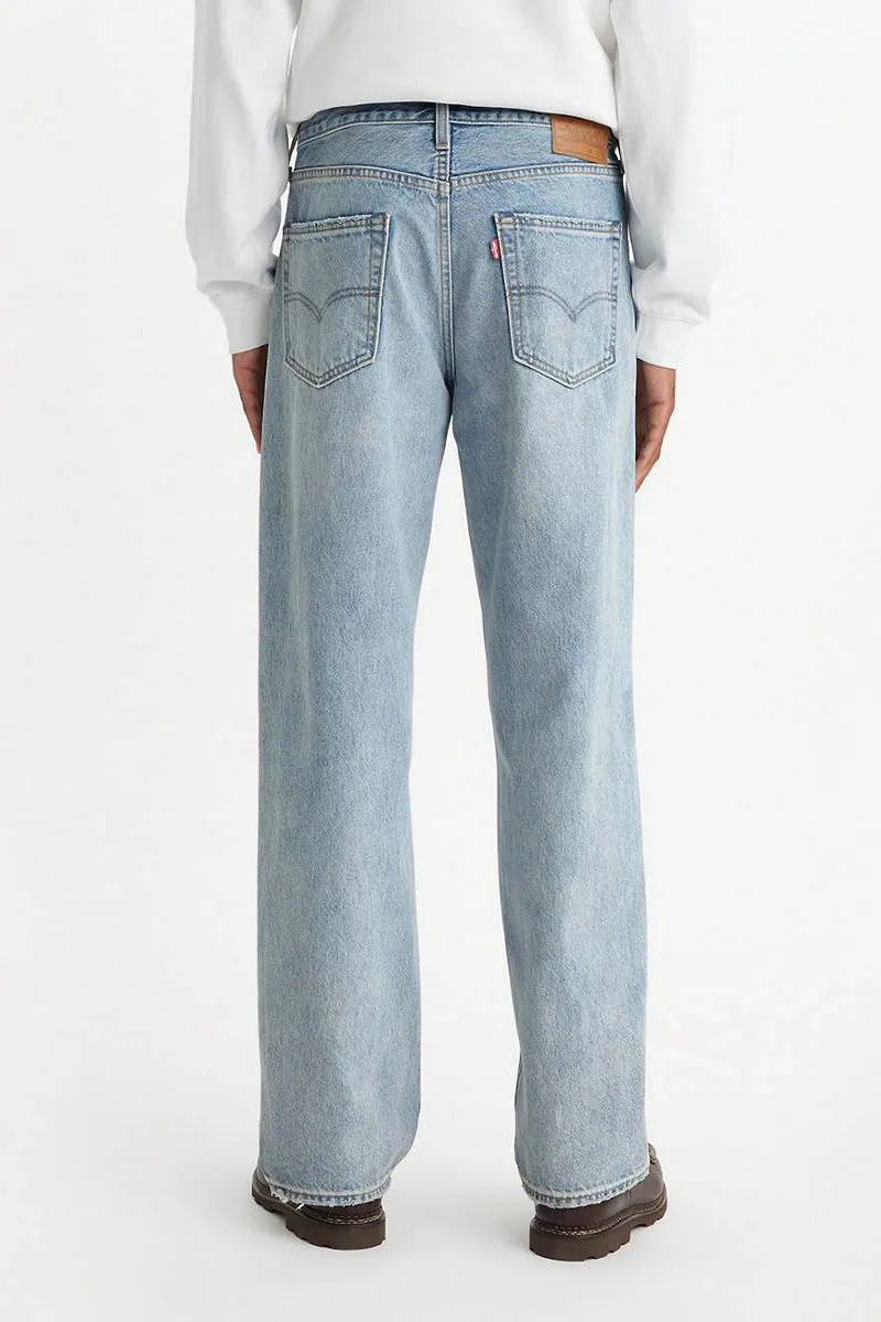 568 Loose Straight Jeans