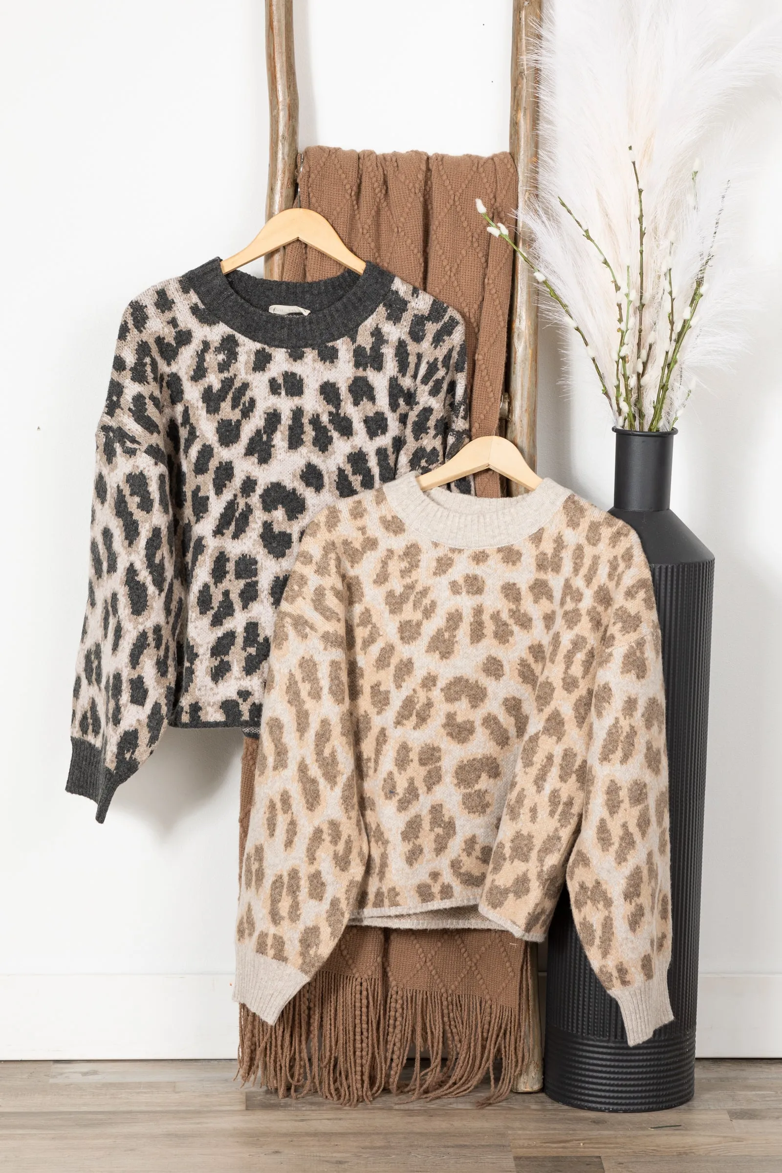 Soft Cozy Leopard Graphic Knit Sweaters